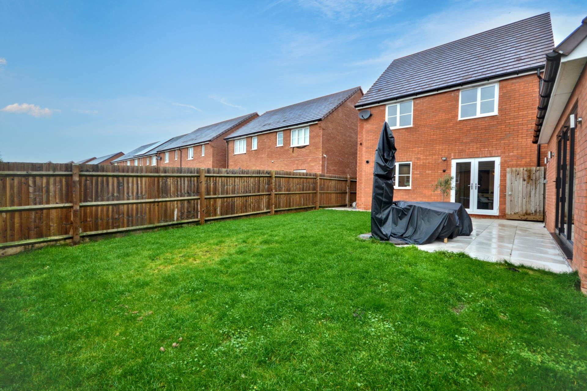 Ashton Crescent, Tewkesbury, Gloucestershire, Image 22