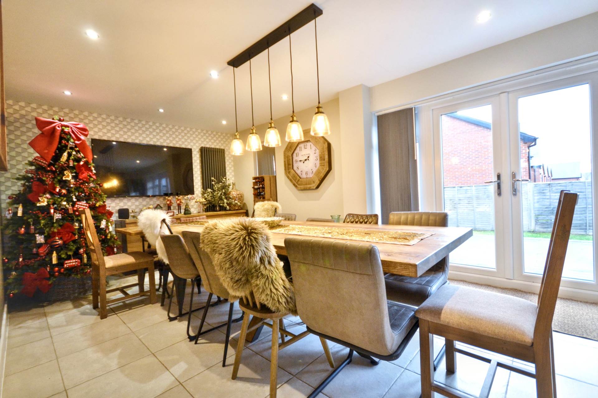 Haswer Road, Tewkesbury, Gloucestershire, Image 3