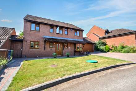 Mayalls Close, Tirley, Gloucestershire
