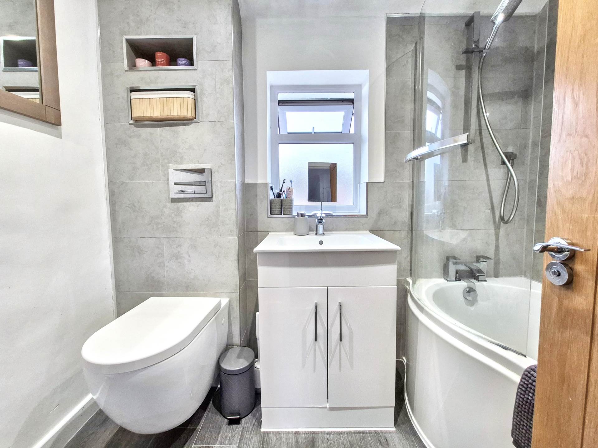 Blenheim Drive, Bredon, Tewkesbury, Gloucestershire, Image 20