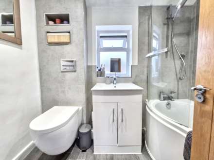 Blenheim Drive, Bredon, Tewkesbury, Gloucestershire, Image 20