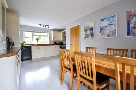 Blenheim Drive, Bredon, Tewkesbury, Gloucestershire, Image 9