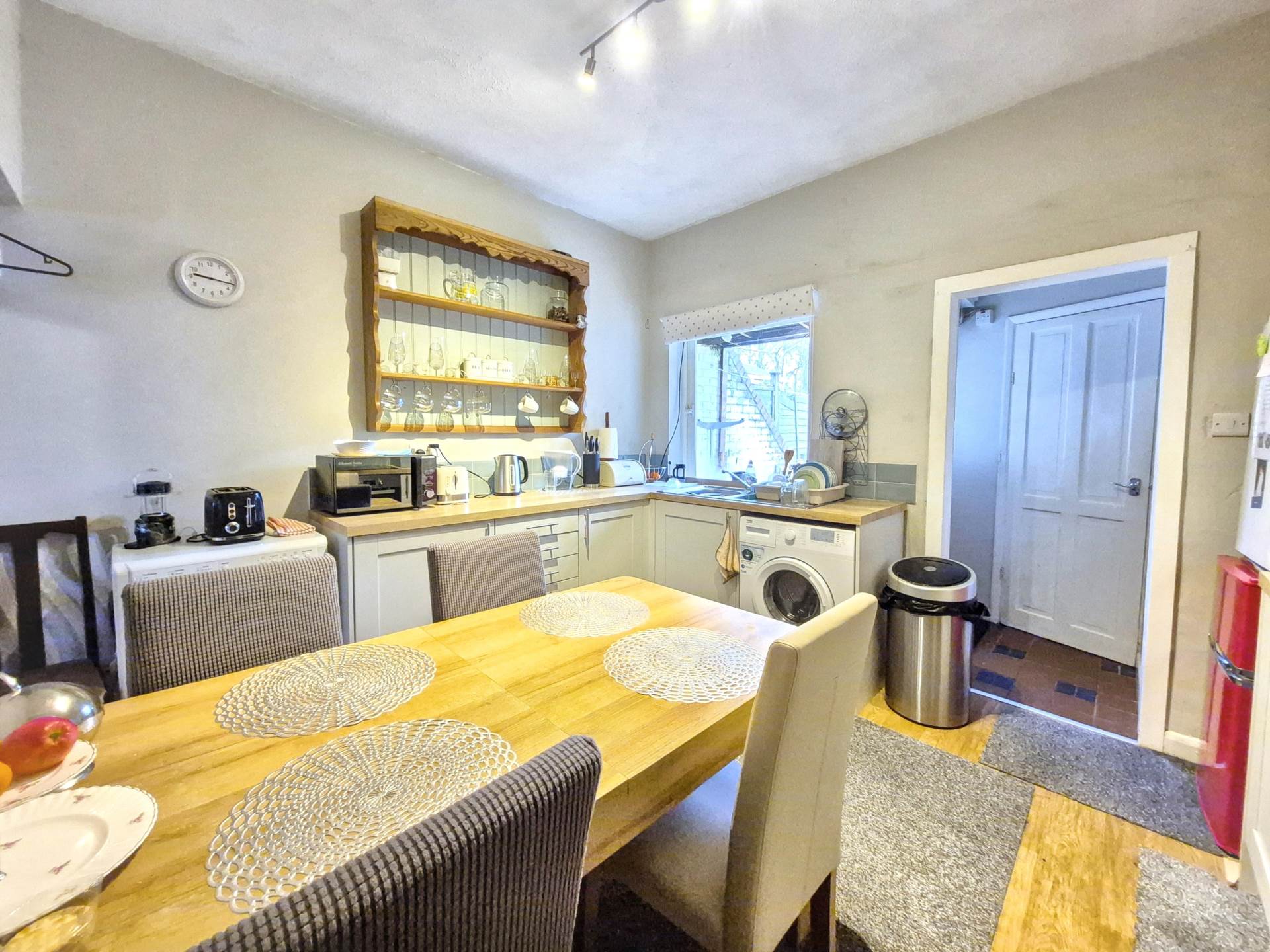 Cheltenham Road, Kinsham, Tewkesbury, Gloucestershire, Image 6