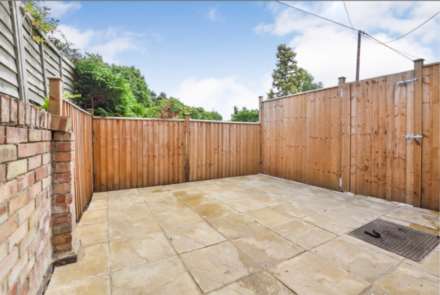 Cheltenham Road, Kinsham, Tewkesbury, Gloucestershire, Image 13