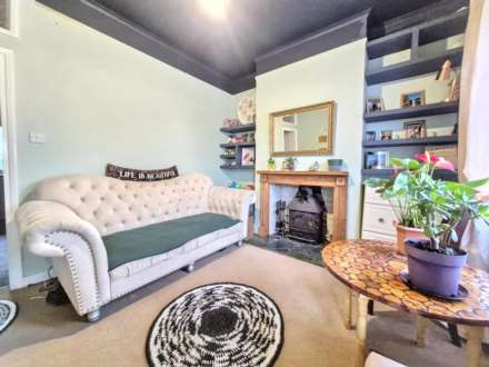 Cheltenham Road, Kinsham, Tewkesbury, Gloucestershire, Image 3