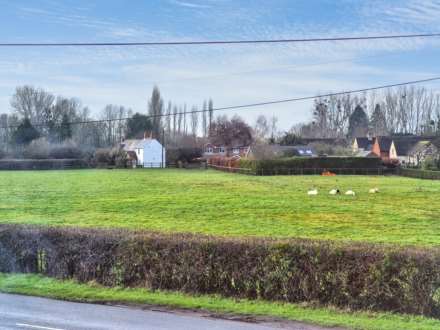 Cheltenham Road, Kinsham, Tewkesbury, Gloucestershire, Image 9