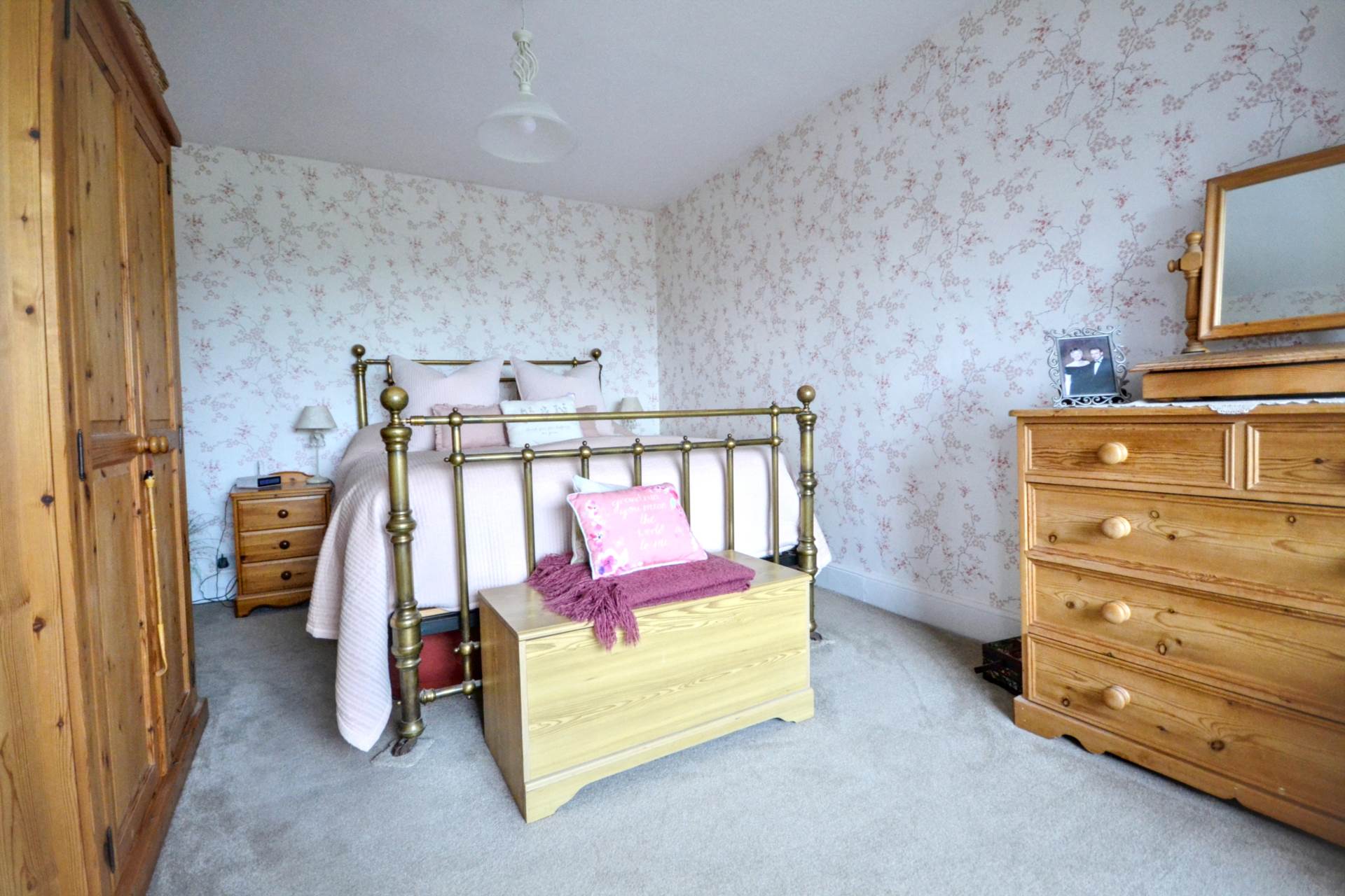 Upton Road, Defford, Worcestershire, Image 19