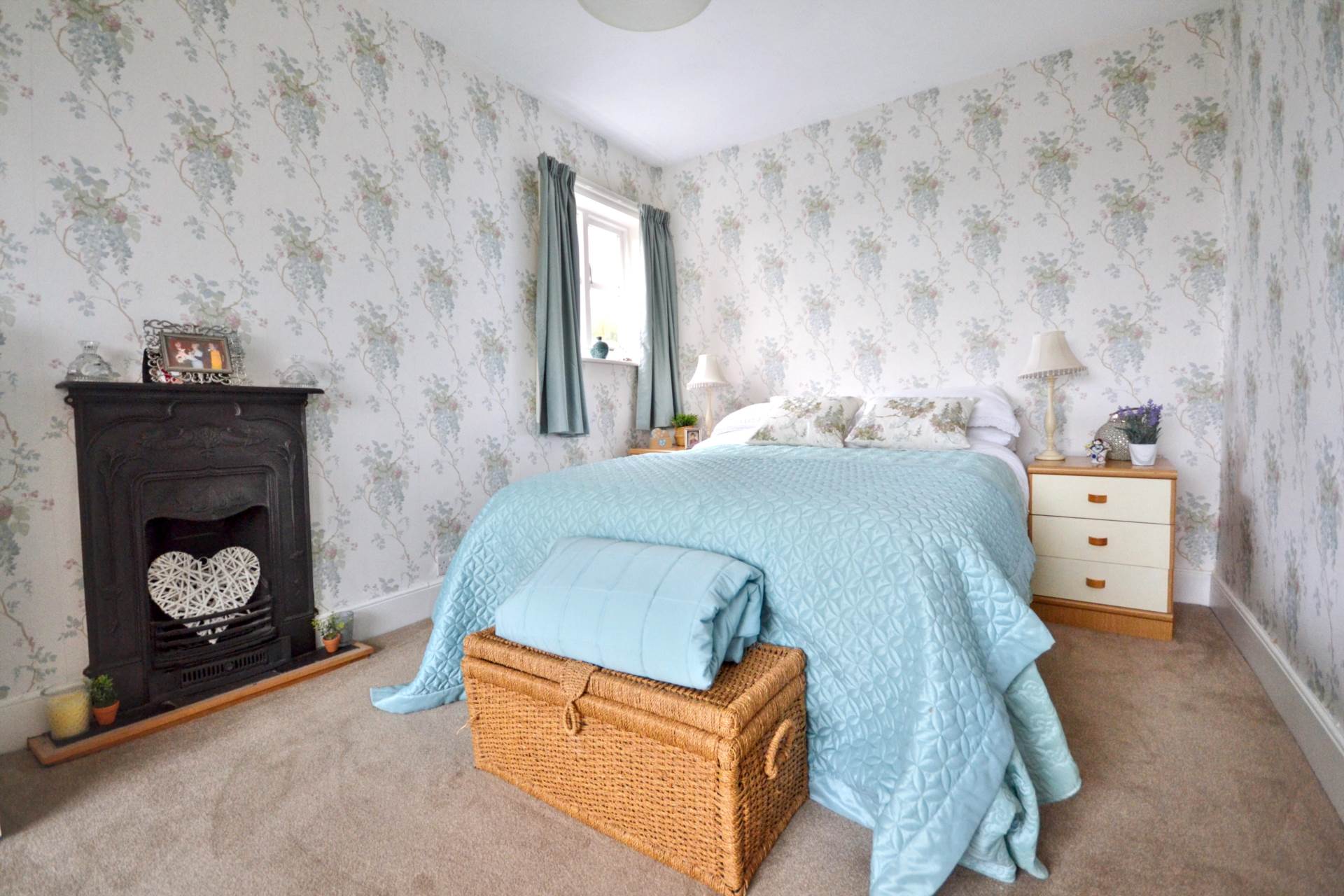 Upton Road, Defford, Worcestershire, Image 21