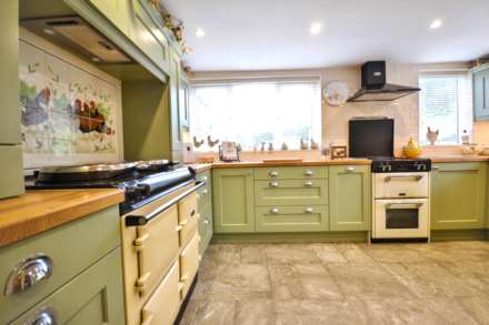 Upton Road, Defford, Worcestershire, Image 12