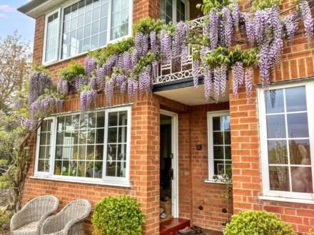 Upton Road, Defford, Worcestershire, Image 15