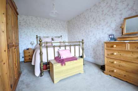 Upton Road, Defford, Worcestershire, Image 19