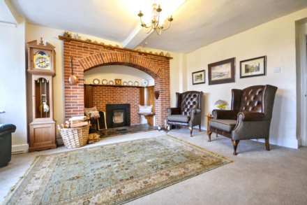 Upton Road, Defford, Worcestershire, Image 4