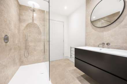 Crimperland Close, Minsterworth, Gloucestershire, Image 15