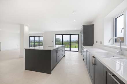 Crimperland Close, Minsterworth, Image 5