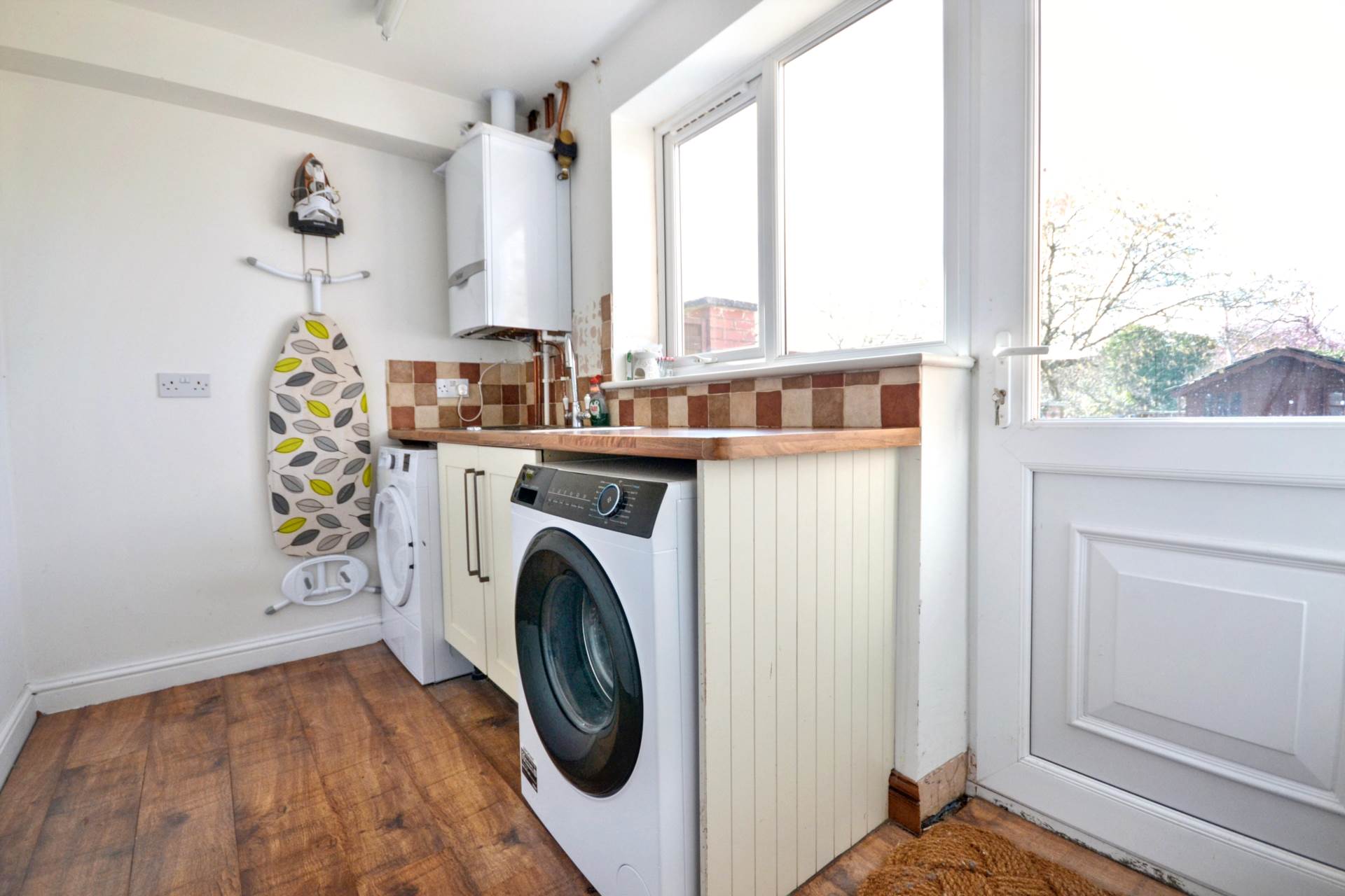 The Close, Eckington, Worcestershire, Image 13