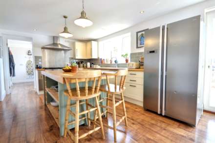 The Close, Eckington, Worcestershire, Image 11