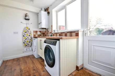 The Close, Eckington, Worcestershire, Image 13