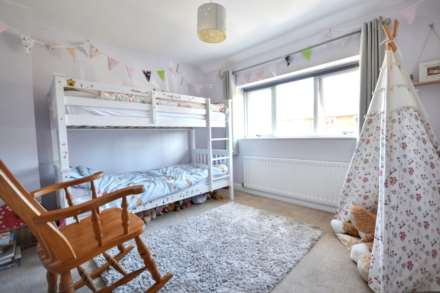 The Close, Eckington, Worcestershire, Image 21