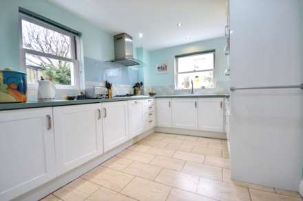 Moorend Road, Leckhampton, Cheltenham, Gloucestershire, Image 10