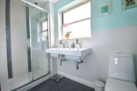 Moorend Road, Leckhampton, Cheltenham, Gloucestershire, Image 18