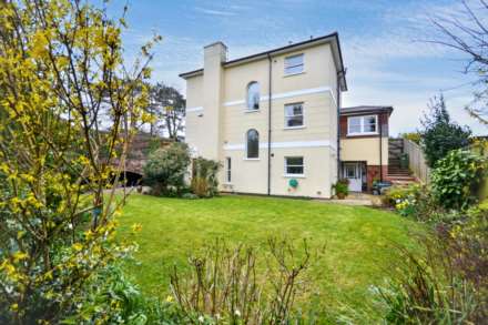 Moorend Road, Leckhampton, Cheltenham, Gloucestershire, Image 3