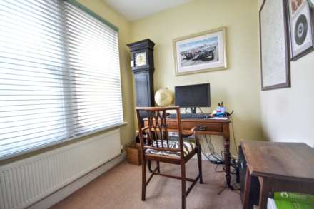 Moorend Road, Leckhampton, Cheltenham, Gloucestershire, Image 8