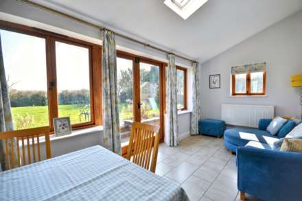 Two Mile Lane, Highnam, Gloucestershire, Image 13