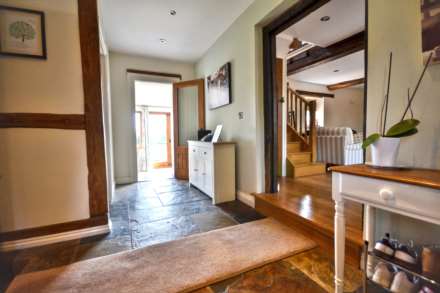 Two Mile Lane, Highnam, Gloucestershire, Image 3