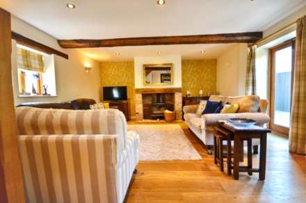 Two Mile Lane, Highnam, Gloucestershire, Image 4