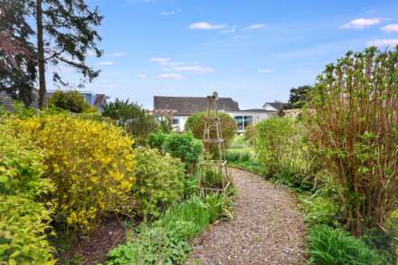 Green Lane, Naunton Village, Worcestershire, Image 27
