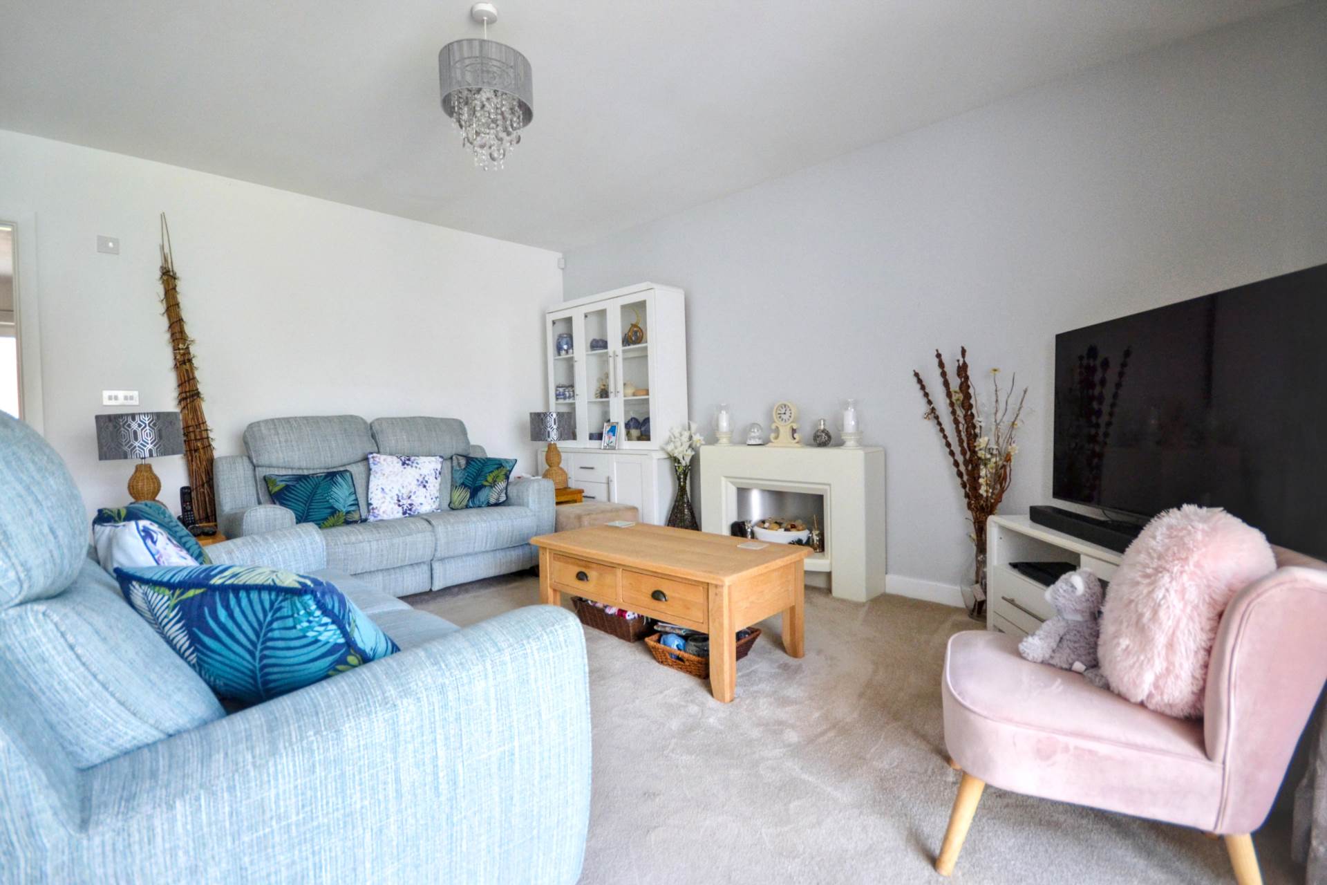 Feddon Close, Stoke Orchard, Cheltenham, Gloucestershire, Image 6