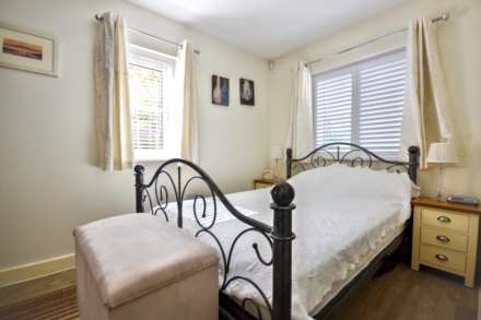 Feddon Close, Stoke Orchard, Cheltenham, Gloucestershire, Image 9