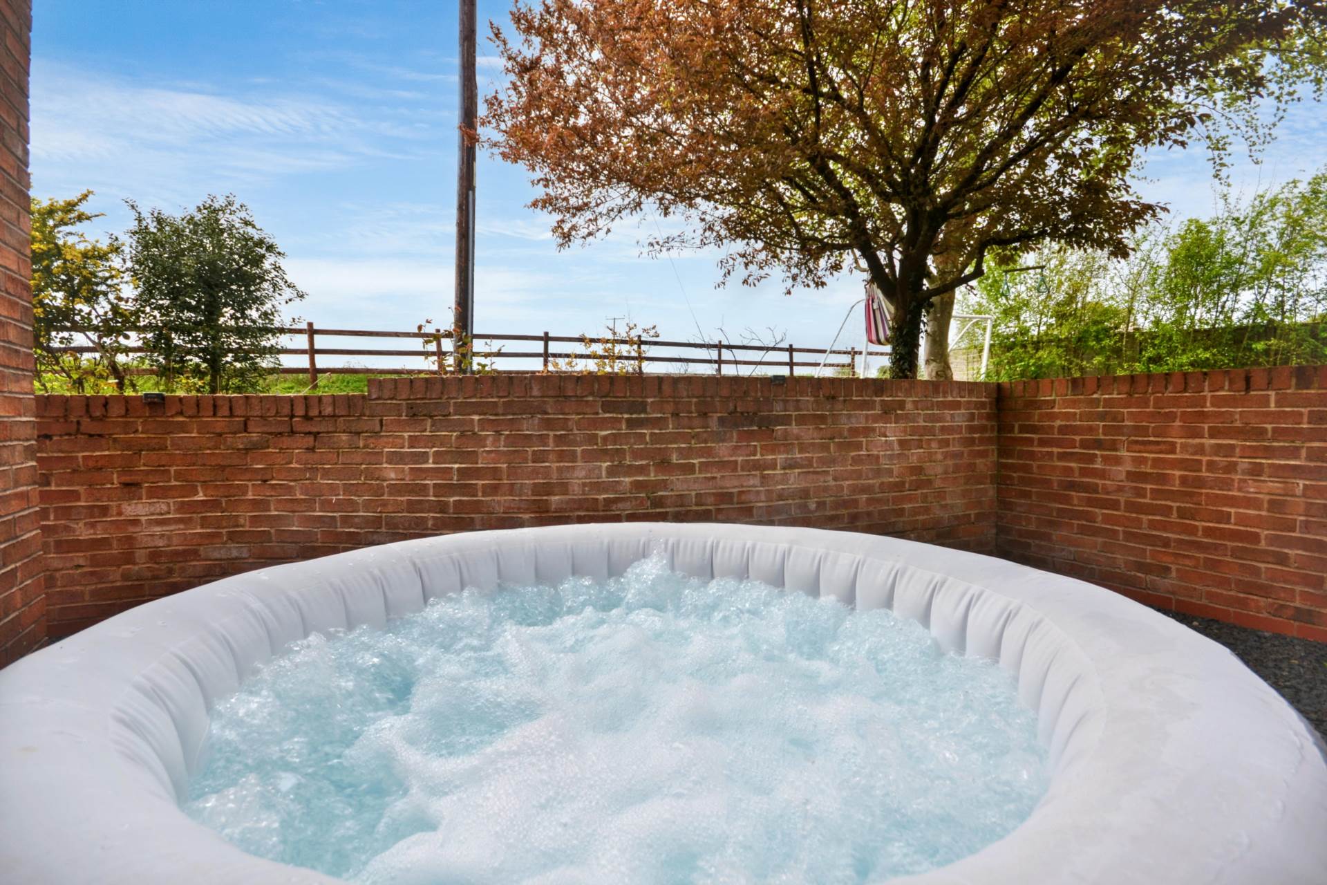 Worcester Road, Earls Croome, Worcestershire, Image 15