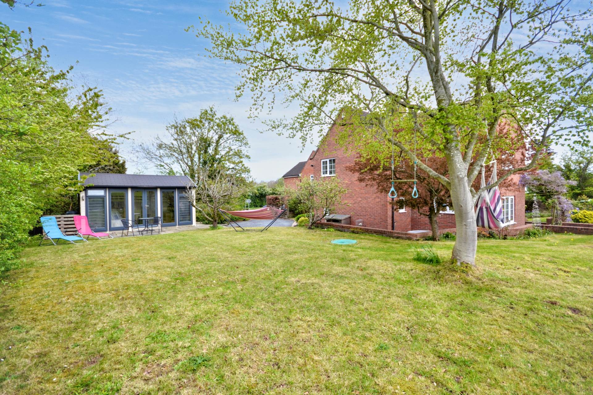 Worcester Road, Earls Croome, Worcestershire, Image 2