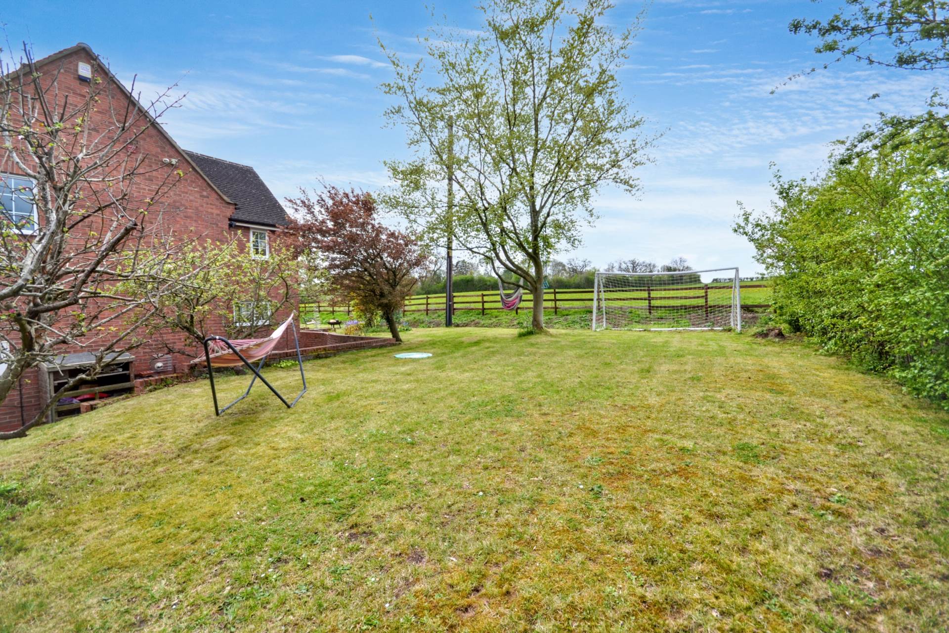 Worcester Road, Earls Croome, Worcestershire, Image 36