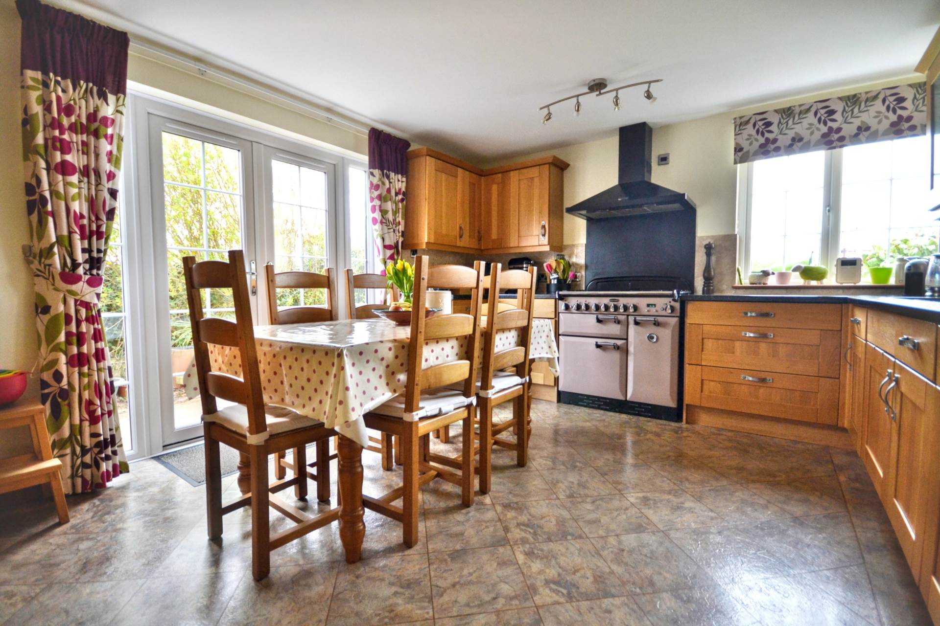 Worcester Road, Earls Croome, Worcestershire, Image 9