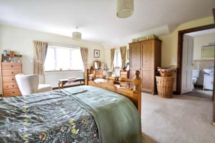 Worcester Road, Earls Croome, Worcestershire, Image 21