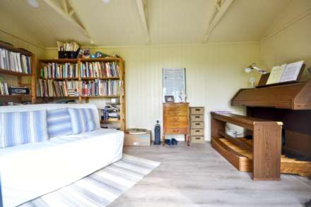 Worcester Road, Earls Croome, Worcestershire, Image 33