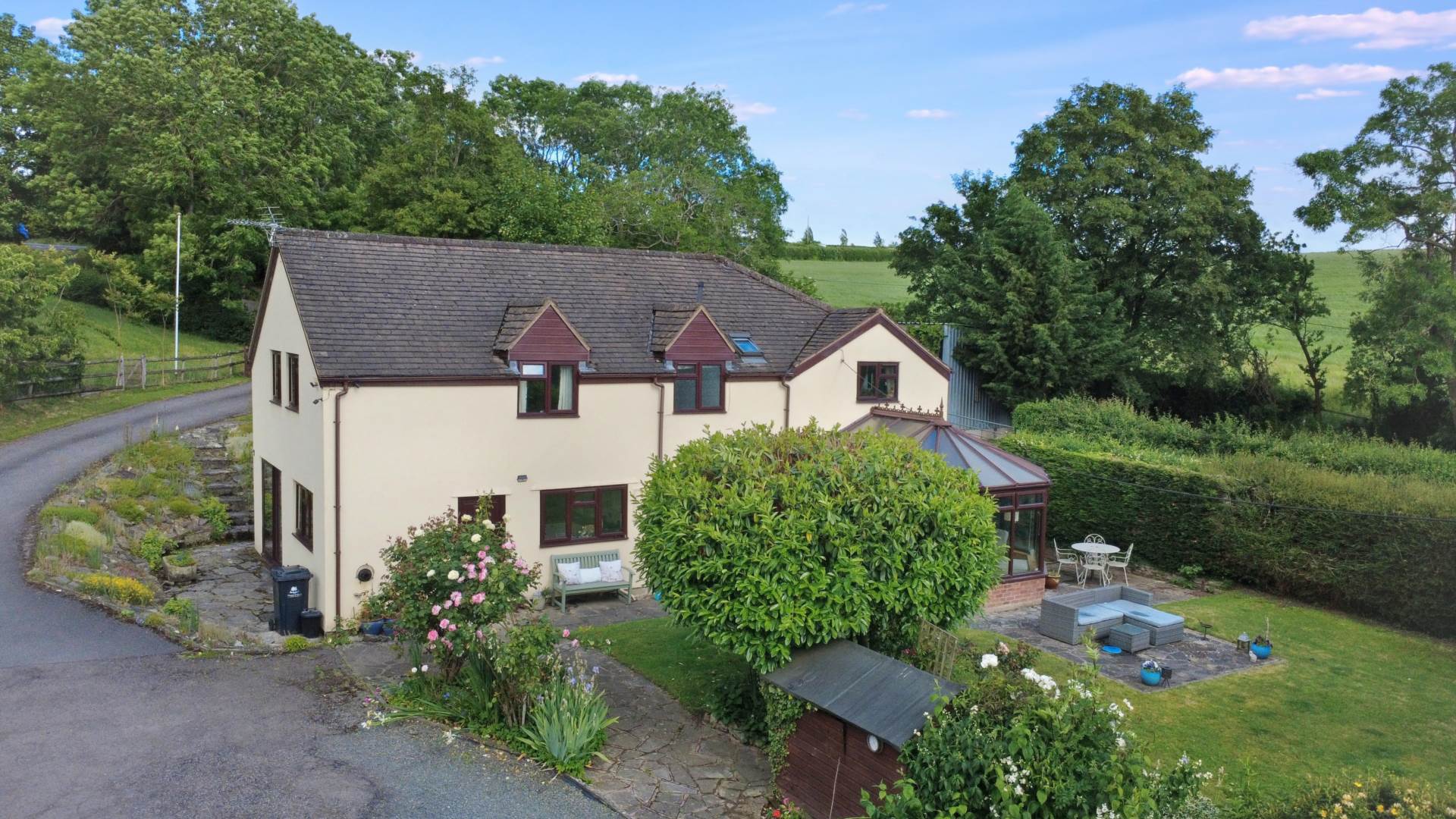 Dents Lane, Hartpury, Gloucestershire, Image 2
