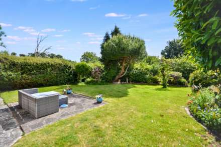 Dents Lane, Hartpury, Gloucestershire, Image 16