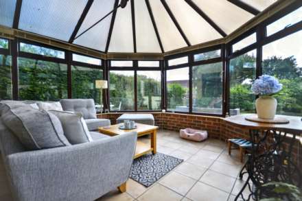 Dents Lane, Hartpury, Gloucestershire, Image 5