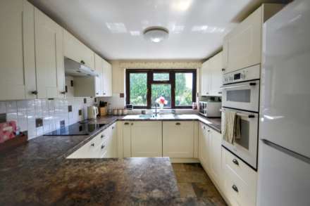 Dents Lane, Hartpury, Gloucestershire, Image 9