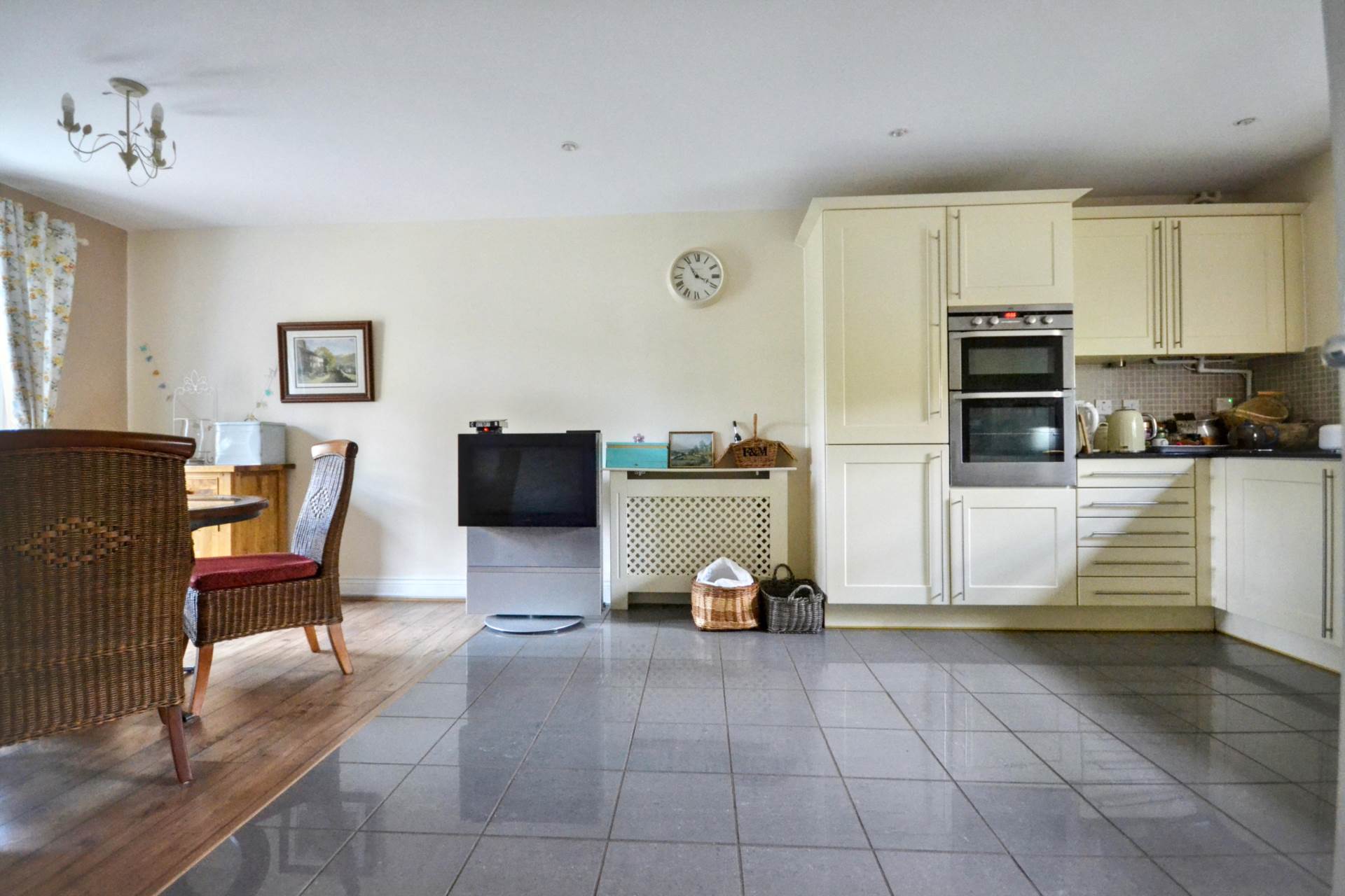 Coppins Court, Bourton On The Water, Cheltenham, Image 5