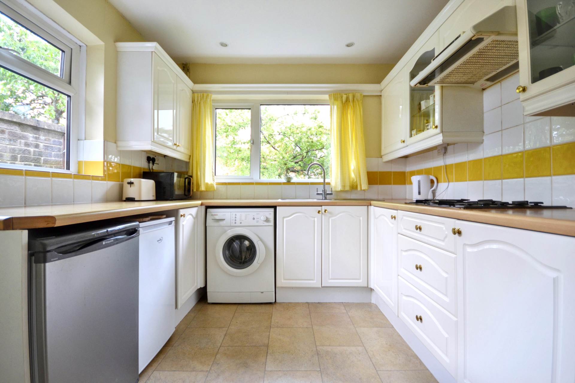 Merestone Drive, Cheltenham, Gloucestershire, Image 4