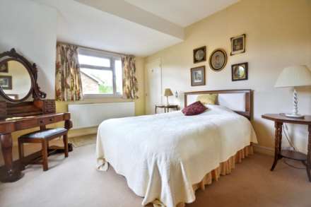 Merestone Drive, Cheltenham, Gloucestershire, Image 14