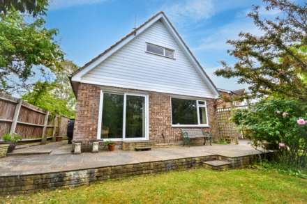 Merestone Drive, Cheltenham, Gloucestershire, Image 21