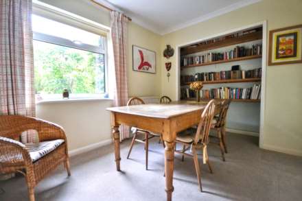 Merestone Drive, Cheltenham, Gloucestershire, Image 5