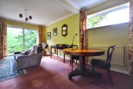 Merestone Drive, Cheltenham, Gloucestershire, Image 6