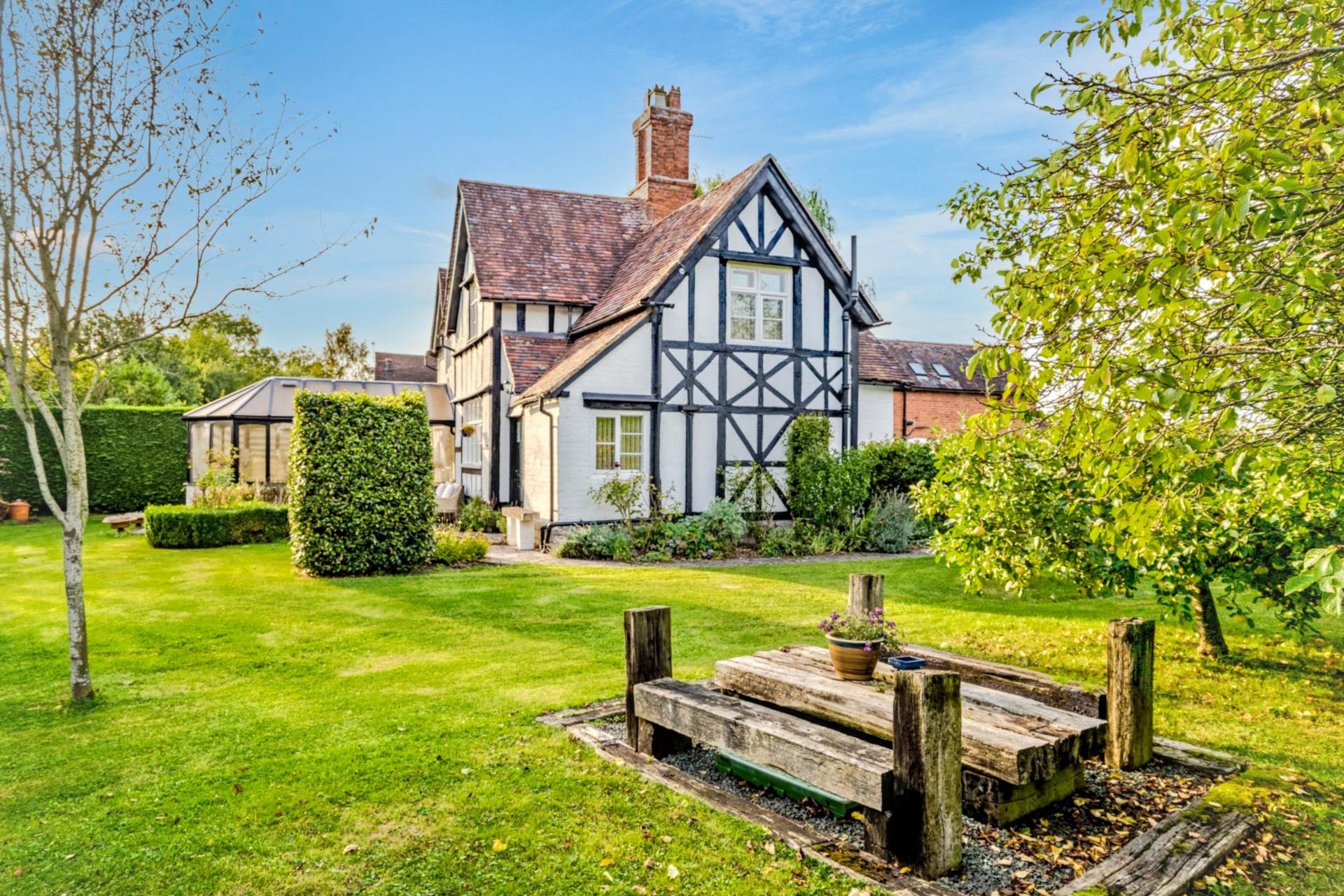Pershore Road, Earls Croome, Worcestershire, Image 20