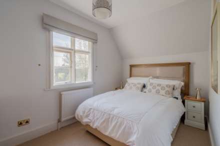 Pershore Road, Earls Croome, Worcestershire, Image 13